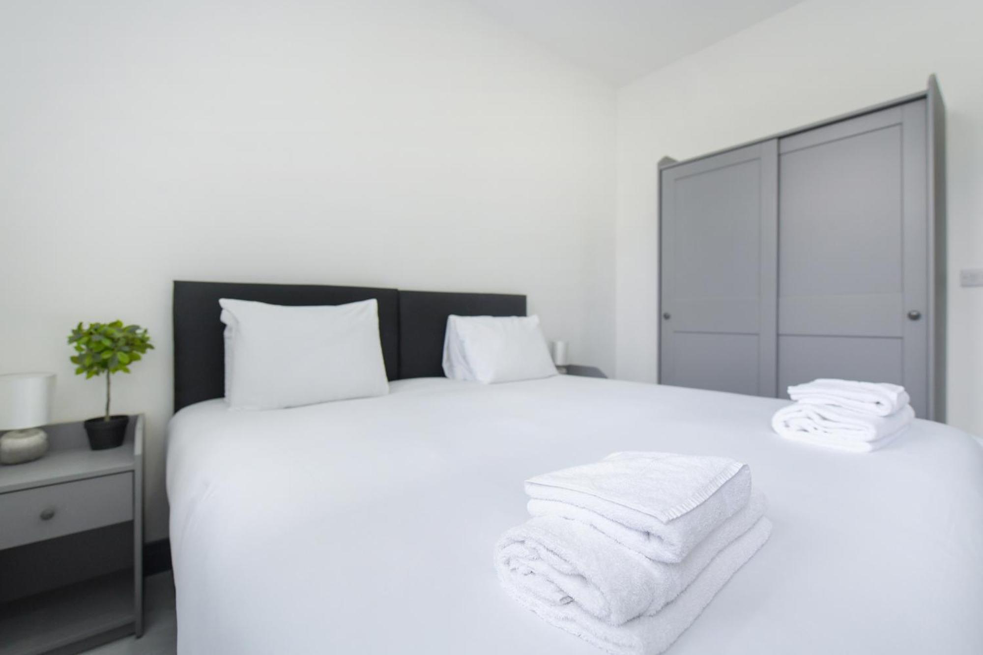 Nottingham City Centre Short Stay Apartments With Parking Номер фото