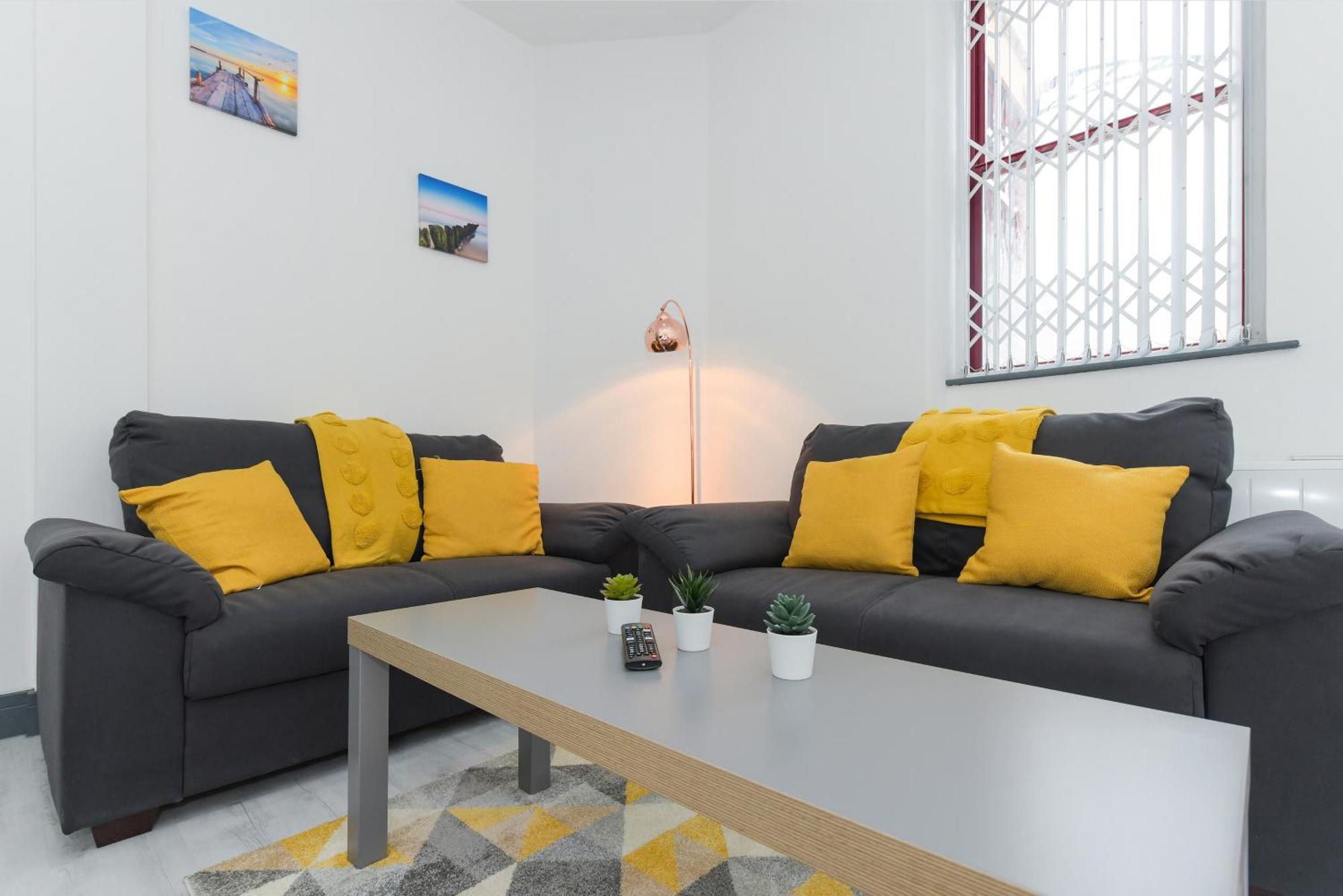 Nottingham City Centre Short Stay Apartments With Parking Номер фото