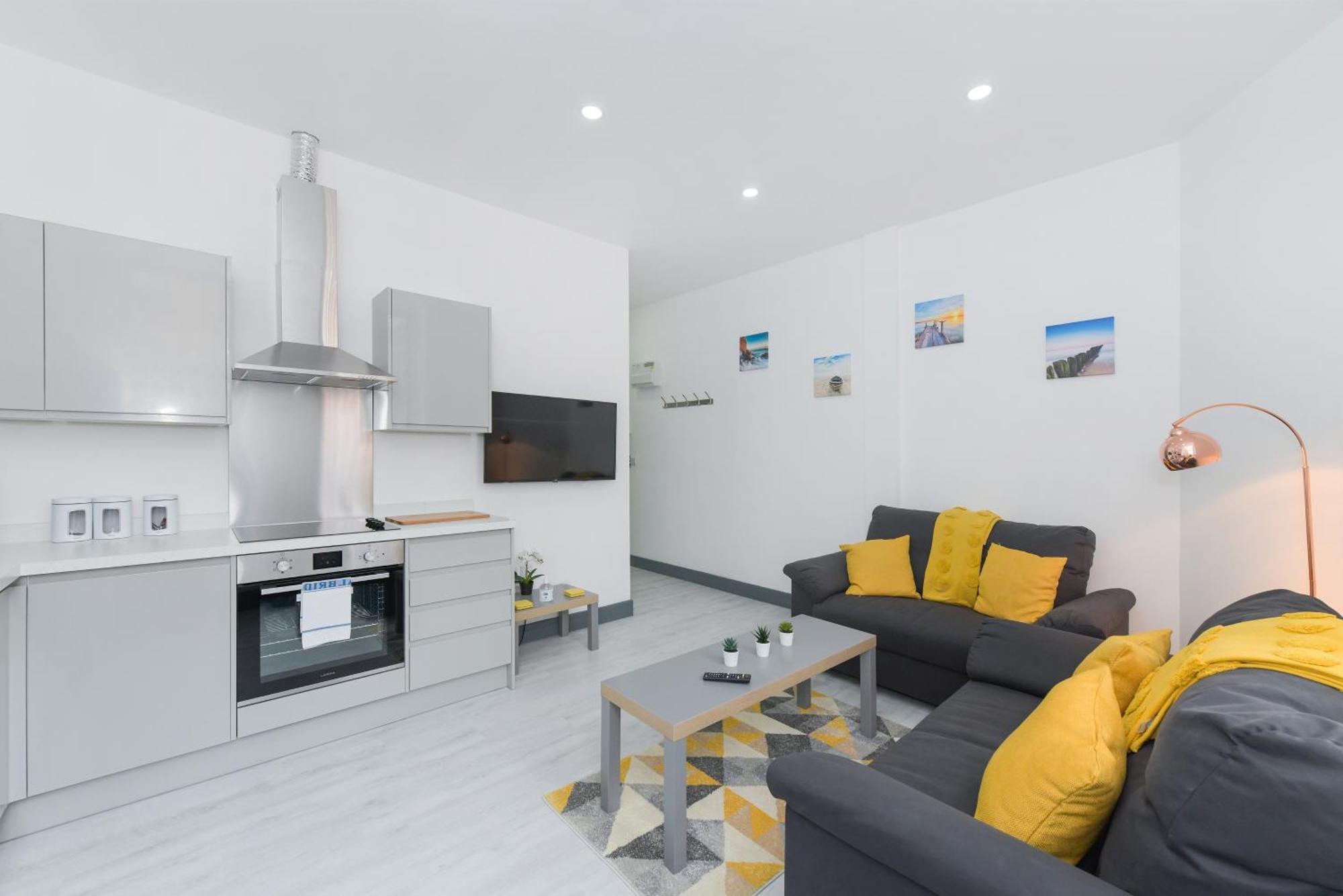 Nottingham City Centre Short Stay Apartments With Parking Номер фото