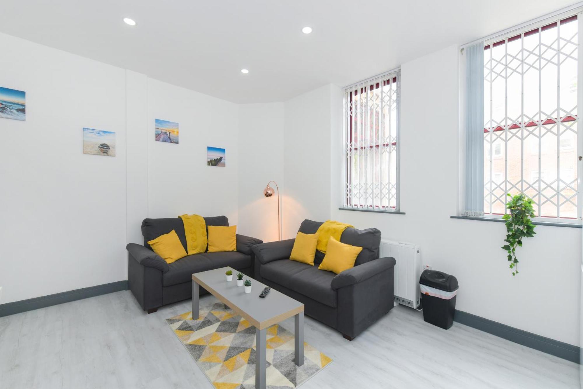Nottingham City Centre Short Stay Apartments With Parking Номер фото